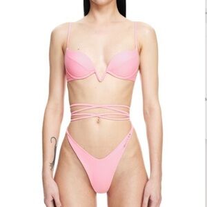 Padded Bikini Top
Pink Mugler X H&M  Tie Bikini Bottoms
